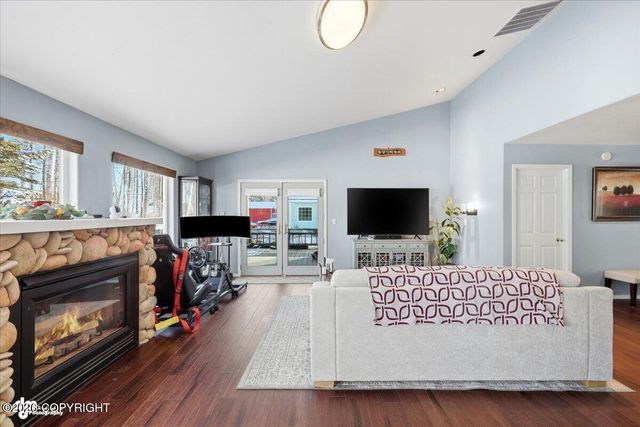6741 W Hemmer Drive, Wasilla, AK 99623
