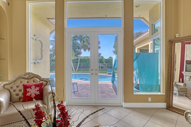 3389 Lago De Talavera, Lake Worth, FL 33467