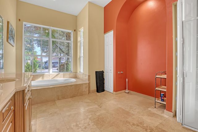 3389 Lago De Talavera, Lake Worth, FL 33467