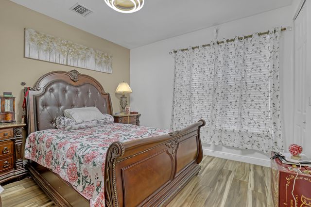 3389 Lago De Talavera, Lake Worth, FL 33467