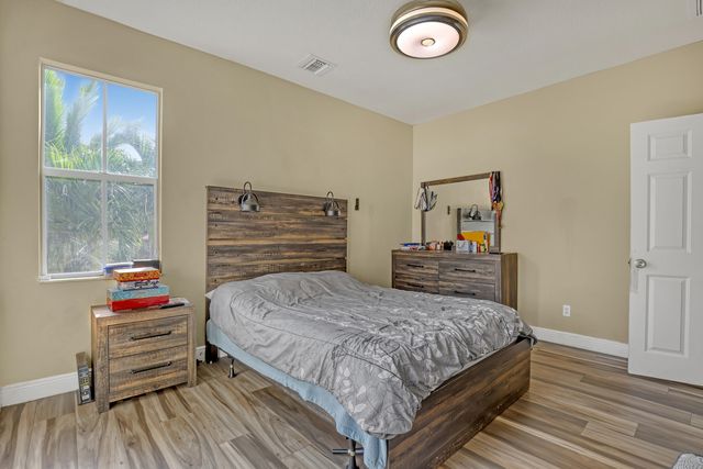 3389 Lago De Talavera, Lake Worth, FL 33467