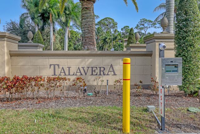 3389 Lago De Talavera, Lake Worth, FL 33467