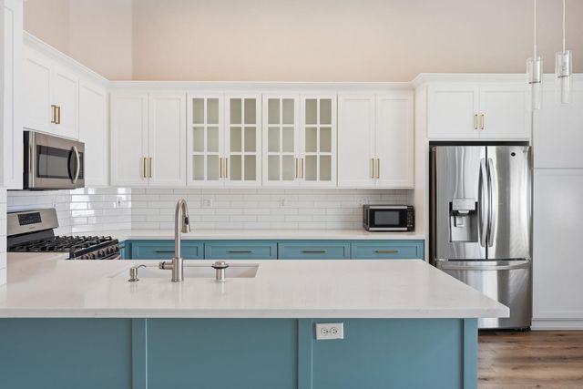 1434 Taupin Ct, Folsom, CA 95630