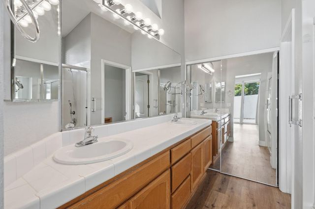 1434 Taupin Ct, Folsom, CA 95630