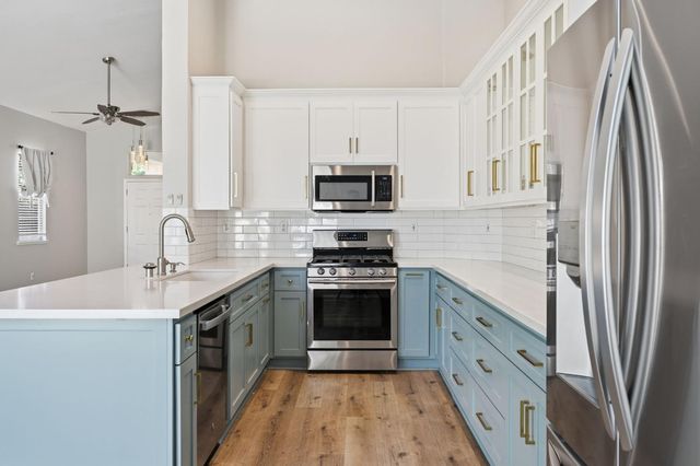 1434 Taupin Ct, Folsom, CA 95630