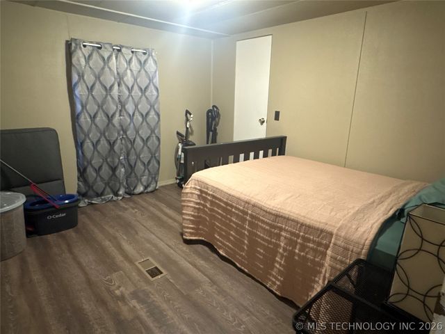 18801 S Old State Hwy 2, Warner, OK 74469