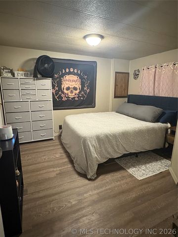 18801 S Old State Hwy 2, Warner, OK 74469