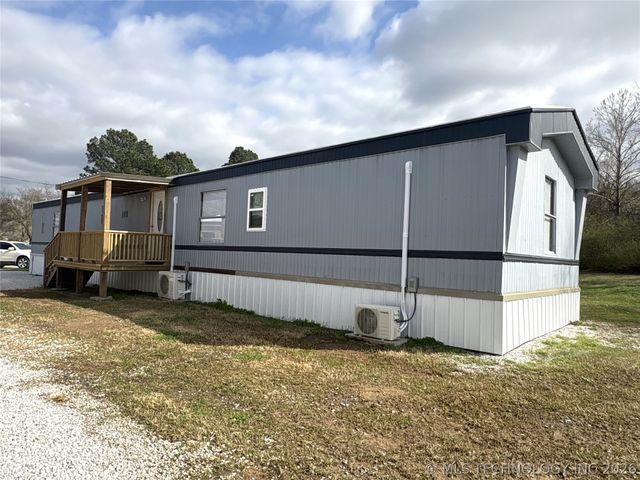 18801 S Old State Hwy 2, Warner, OK 74469