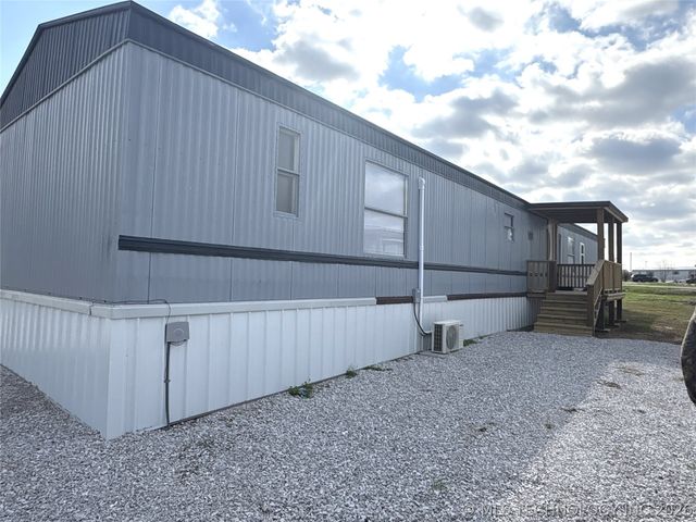 18801 S Old State Hwy 2, Warner, OK 74469