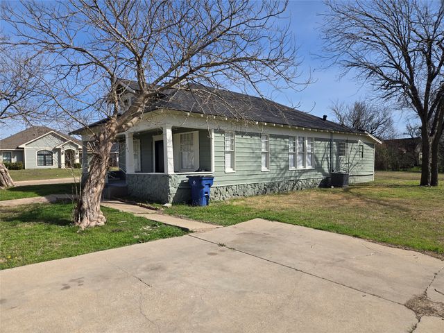 244 Dunlap Street, Waxahachie, TX 75165