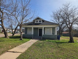 244 Dunlap Street, Waxahachie, TX 75165