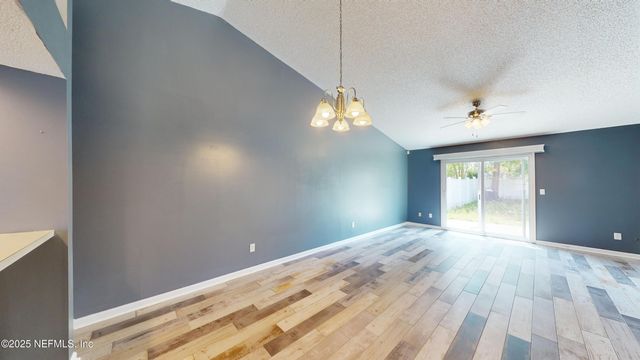 2476 SPRING VALE Road, Jacksonville, FL 32246