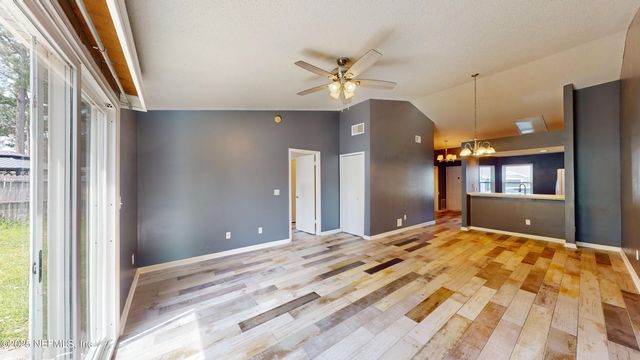 2476 SPRING VALE Road, Jacksonville, FL 32246