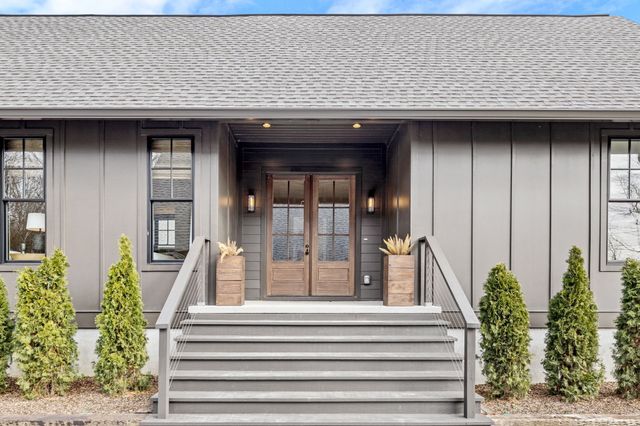 934 Hickory Hills Dr, Franklin, TN 37067