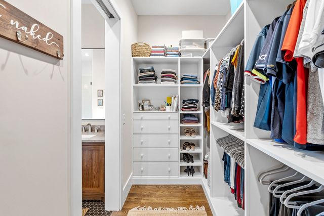 934 Hickory Hills Dr, Franklin, TN 37067