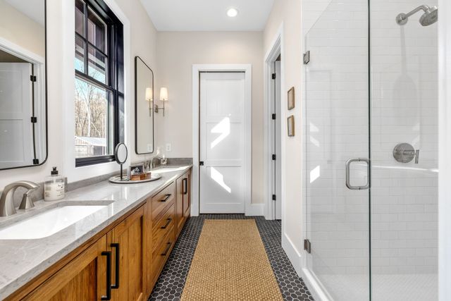 934 Hickory Hills Dr, Franklin, TN 37067