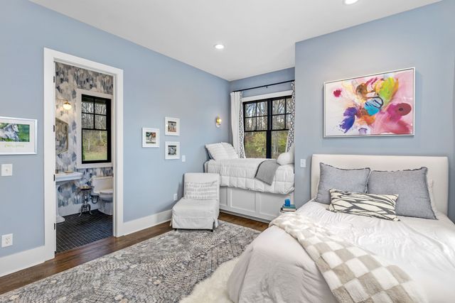 934 Hickory Hills Dr, Franklin, TN 37067