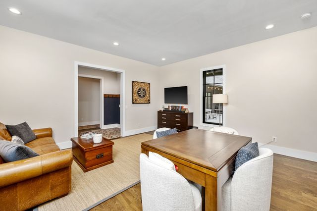 934 Hickory Hills Dr, Franklin, TN 37067