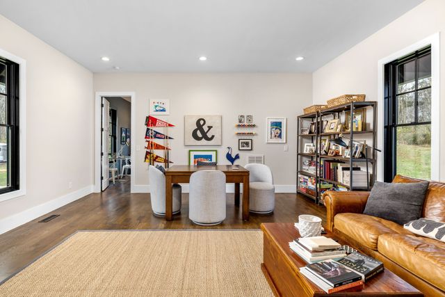 934 Hickory Hills Dr, Franklin, TN 37067