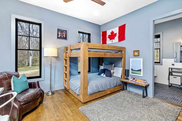 934 Hickory Hills Dr, Franklin, TN 37067