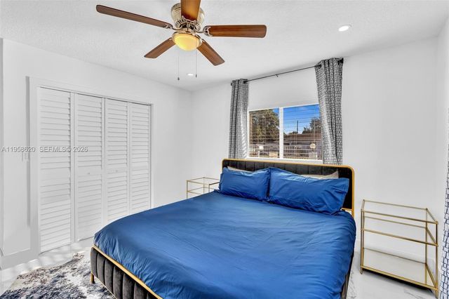 560 N Perviz Ave, Opa-locka, FL 33054