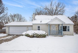 2923 Newark Avenue, Lansing, MI 48911