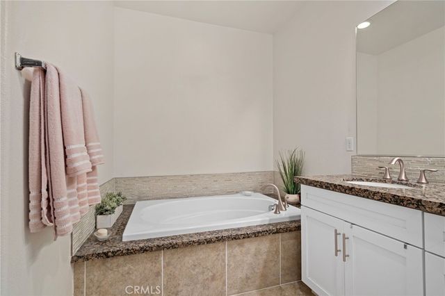 1788 Oak Knoll Road, San Jacinto, CA 92583