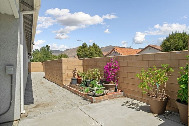 1788 Oak Knoll Road, San Jacinto, CA 92583