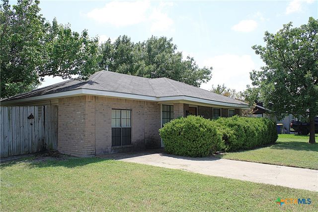 715 Debora Street, Troy, TX 76579