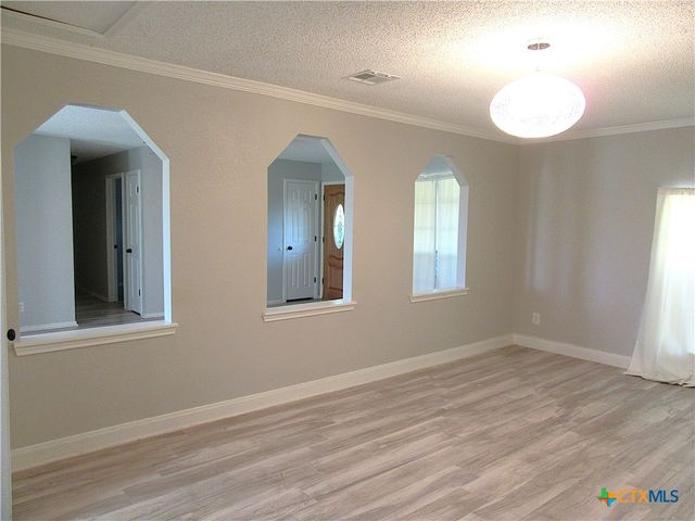 715 Debora Street, Troy, TX 76579
