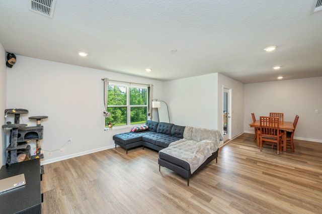 6629 Spyglass Hill Road, Laurel Hill, FL 32567