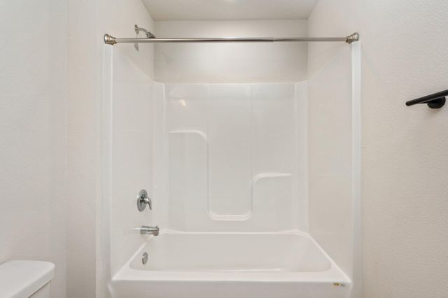 6629 Spyglass Hill Road, Laurel Hill, FL 32567