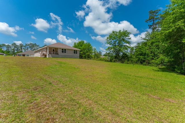 6629 Spyglass Hill Road, Laurel Hill, FL 32567
