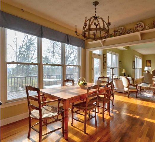 2315 Oregon Road, Versailles, KY 40383