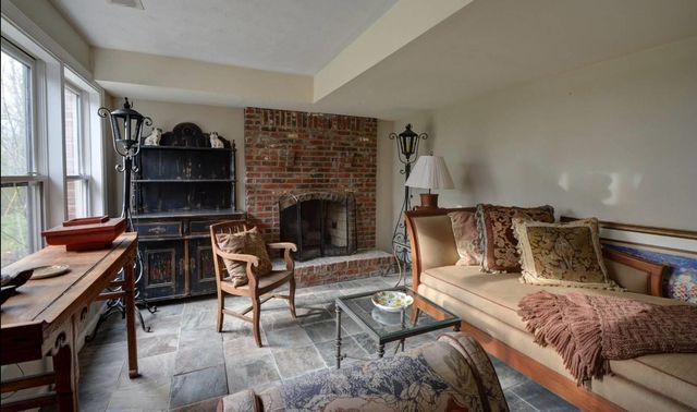 2315 Oregon Road, Versailles, KY 40383