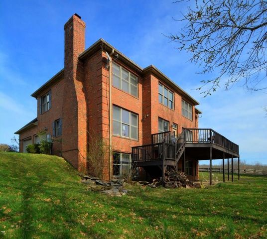 2315 Oregon Road, Versailles, KY 40383
