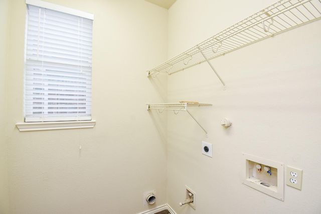 2814 Edgewick Elm Street, Fresno, TX 77545