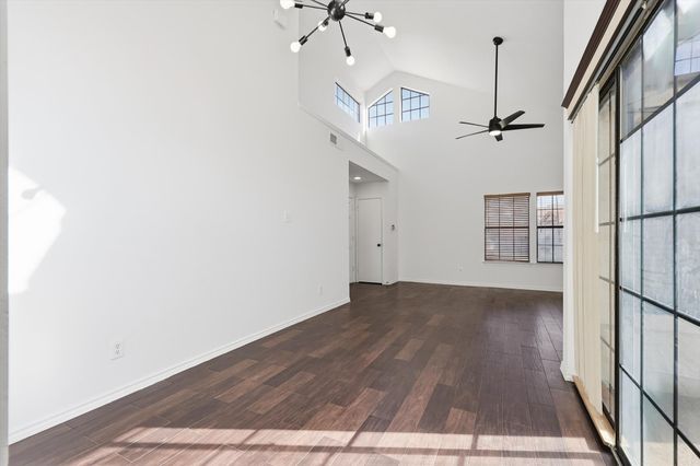 625 Fiesta Circle, Irving, TX 75063