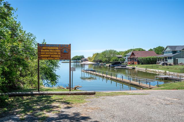 707 Sun Court, Granbury, TX 76049