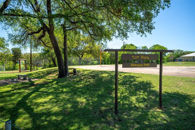 707 Sun Court, Granbury, TX 76049