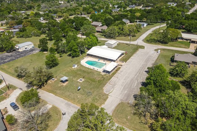 707 Sun Court, Granbury, TX 76049