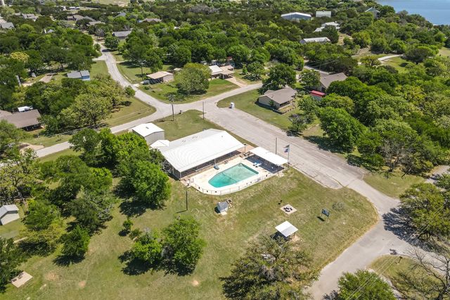 707 Sun Court, Granbury, TX 76049
