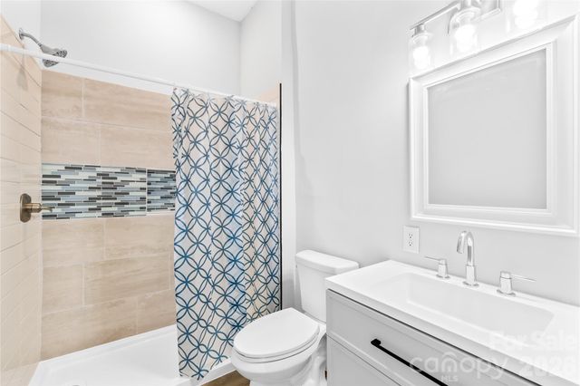 40 Holly Street, Great Falls, SC 29055