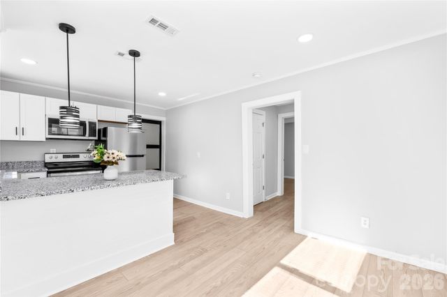 40 Holly Street, Great Falls, SC 29055