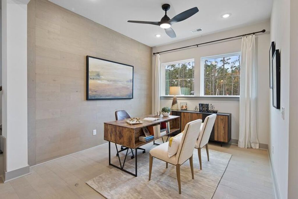 Image 25 of property listing at 199 Lazy Acres Loop, Summerville, SC 29483