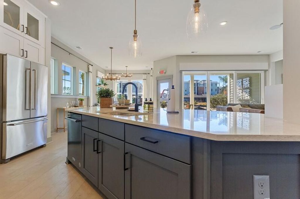 Image 7 of property listing at 199 Lazy Acres Loop, Summerville, SC 29483