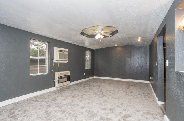 2658 Cedar Gap Road, Seymour, MO 65746