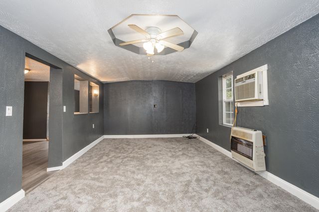 2658 Cedar Gap Road, Seymour, MO 65746