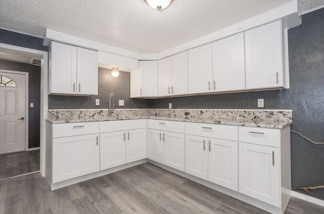 2658 Cedar Gap Road, Seymour, MO 65746