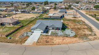 15688 Winnebago, Apple Valley, CA 92307